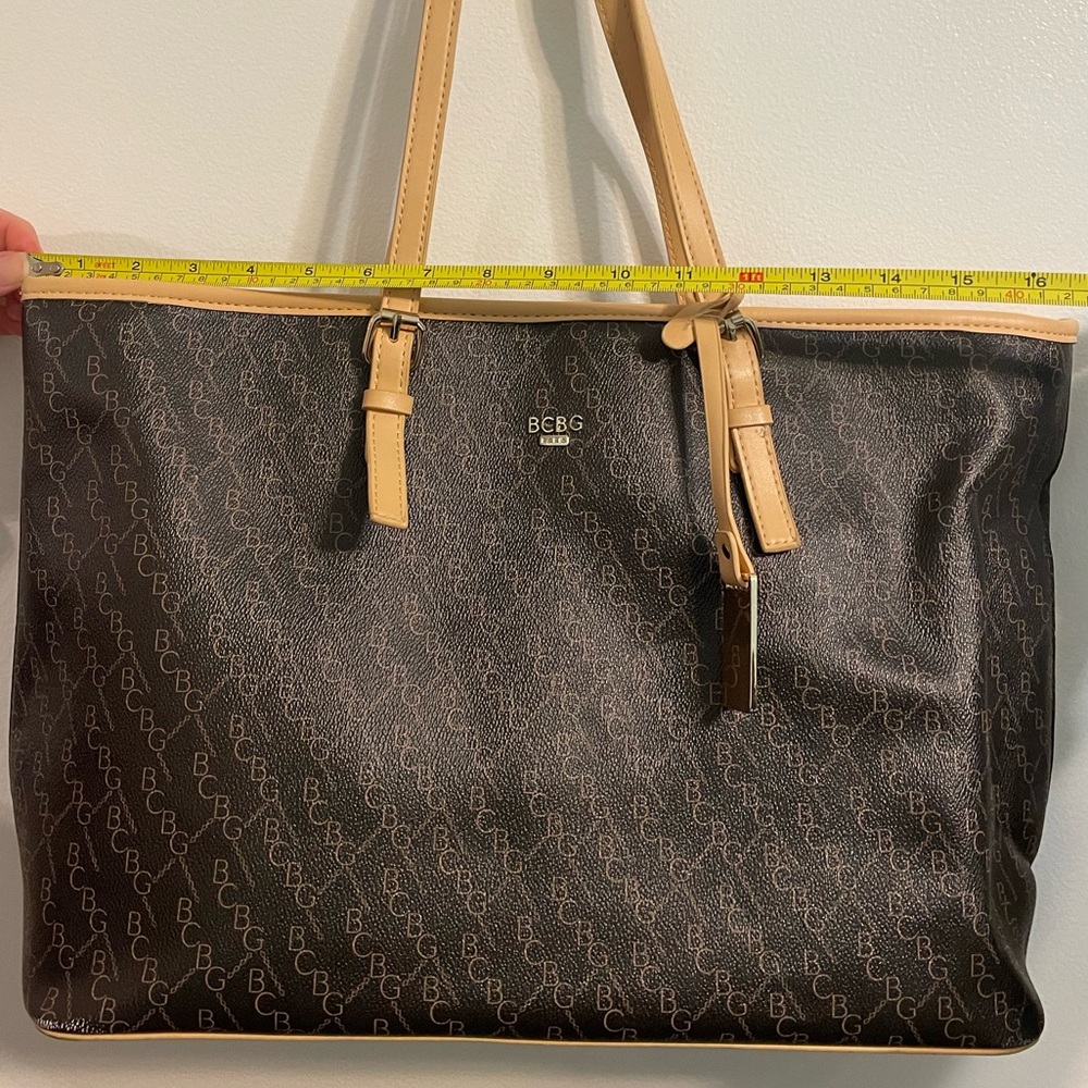 BCBG Paris Tote - Picture 7 of 9